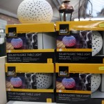 Solar filigree table light